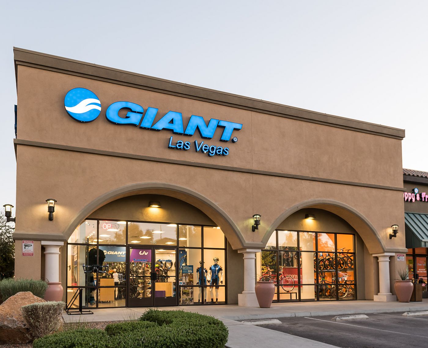 Giant outlet store sales